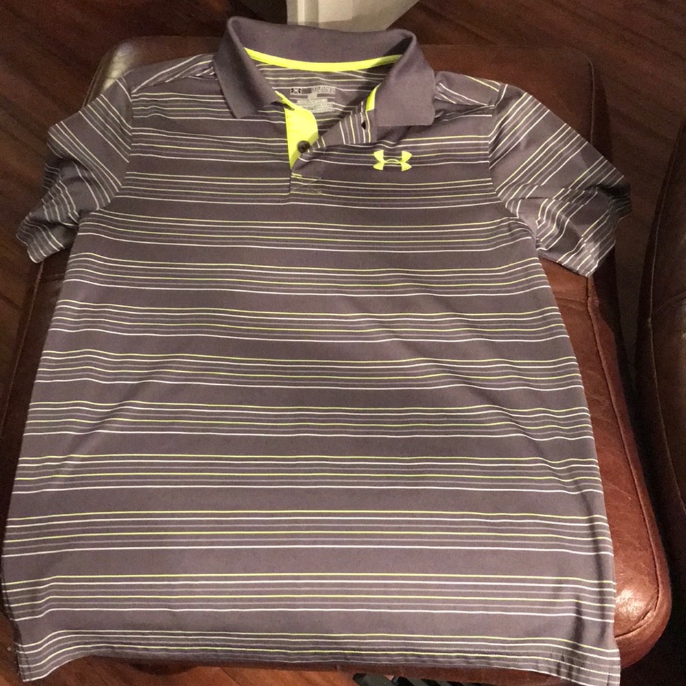 Boys XL Under Armour Gray Polo Short sleeve shirt
